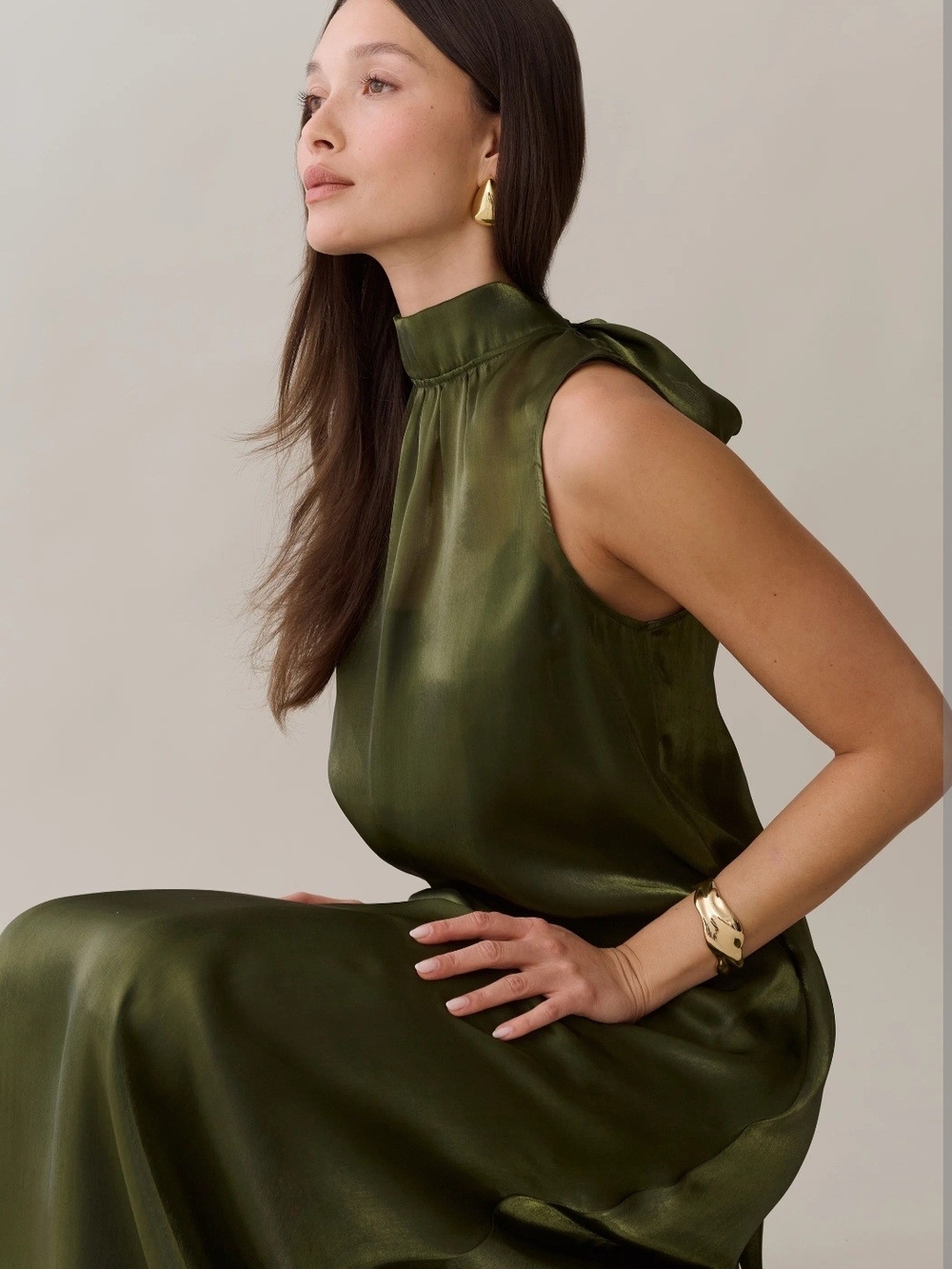 Few Moda Caara High-Neck Sleeveless Dress in Olive Green